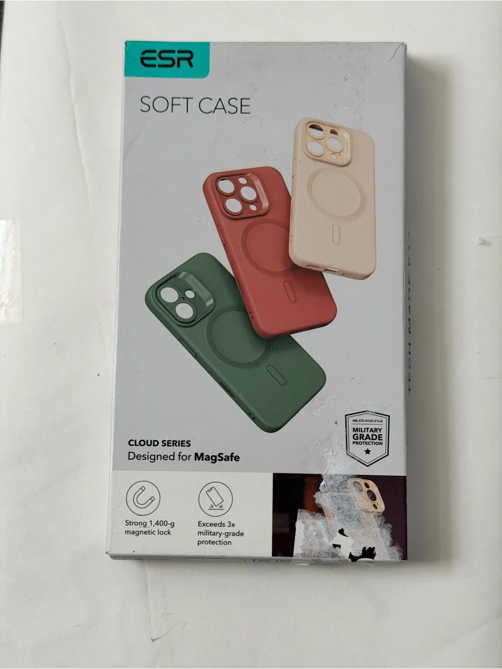 ESR HaloLock Soft Silicone Phone Case - Ultramarine IPhone 16 plus